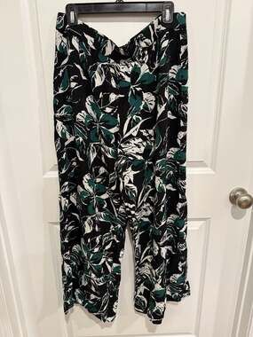 GAP Palazzo Pants Womens L Wide Leg Flowy Pull On Green Black Floral Womens